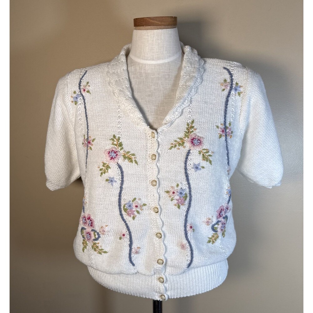 Floral Cardigan Sweater Top Twee Granny Cottage Coquette Dainty Feminine Medium